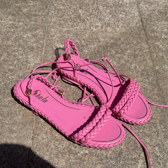 SHEIN Vibrant Pink Braided Sandals - Picture 1 of 2
